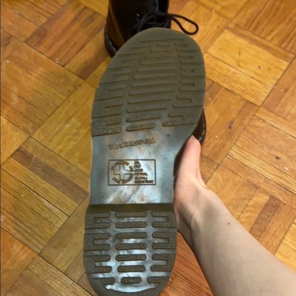 Like new real leather dr martens - Picture 3 of 5